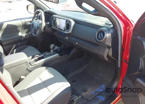 2022 Toyota Tacoma Trd Off Road z USA, uszkodzony, nr VIN 3TMCZ5AN8NM482764